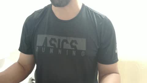 Snapshot of cashmastermuscle77 chatting on January 19, 11:21 pm cashmastermuscle77 online show from January 19, 11:21 pm