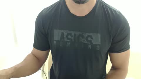 cashmastermuscle77 online show from March 12, 10:34 am