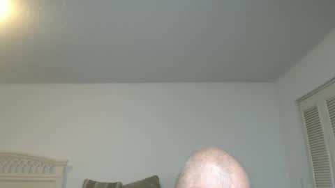 Snapshot of casinocam chatting on January 31, 8:33 pm CasinoCam online show from January 31, 8:33 pm