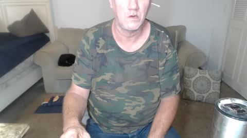 Snapshot of casinocam chatting on February 25, 3:49 pm CasinoCam online show from February 25, 3:49 pm