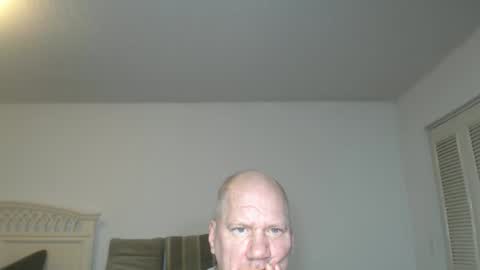 Snapshot of casinocam chatting on February 4, 8:46 am CasinoCam online show from February 4, 8:46 am