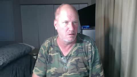 Snapshot of casinocam chatting on September 20, 11:21 am CasinoCam online show from September 20, 11:21 am