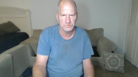 Snapshot of casinocam chatting on March 11, 12:44 am CasinoCam online show from March 11, 12:44 am
