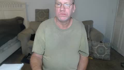 Snapshot of casinocam chatting on February 20, 1:51 pm CasinoCam online show from February 20, 1:51 pm