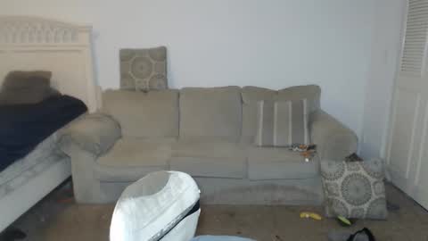 Snapshot of casinocam chatting on February 14, 12:36 pm CasinoCam online show from February 14, 12:36 pm