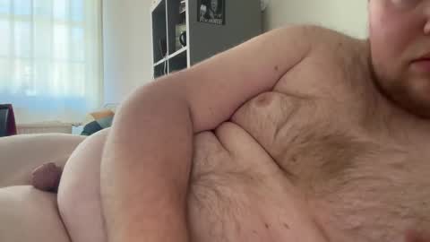 casparyflorian51 online show from April 30, 2:46 pm