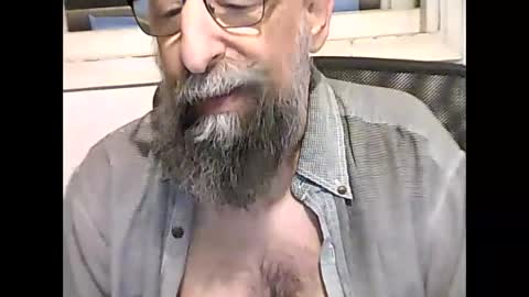 Snapshot of casual53 chatting on October 17, 2:37 am casual53 online show from October 17, 2:37 am