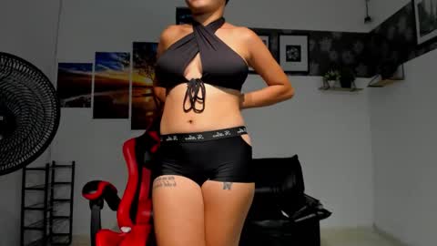 cataleya_evansss online show from September 23, 5:18 am