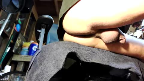 Snapshot of caughtnaked chatting on January 16, 6:27 pm caughtnaked online show from January 16, 6:27 pm