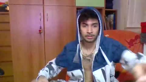 cazzone98italiano online show from November 18, 10:01 pm