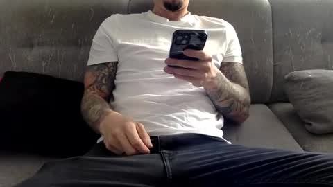 cc_couplexxx online show from November 19, 10:48 am