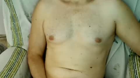 Snapshot of ccass69 chatting on December 5, 9:17 am ccass69 online show from December 5, 9:17 am
