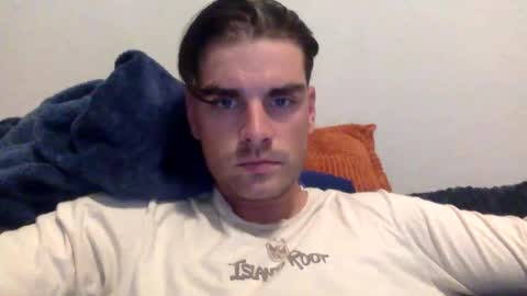 Snapshot of ccmanrivs120 chatting on February 27, 1:24 am Rivs online show from February 27, 1:24 am