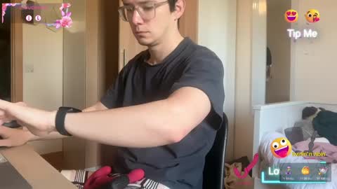 ceedm91 online show from April 16, 9:42 am