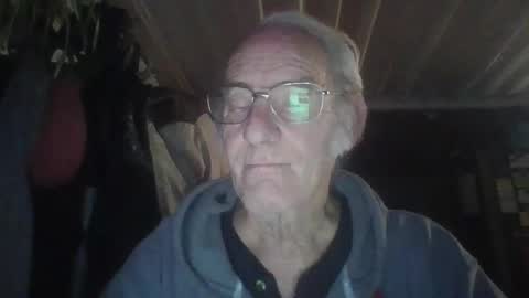 Snapshot of cef539 chatting on October 31, 1:18 am Chuck online show from October 31, 1:18 am