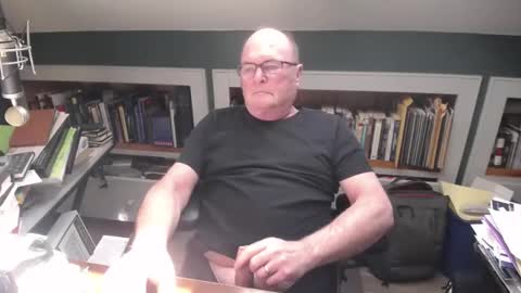 central_square_guy_20 online show from March 7, 4:00 pm