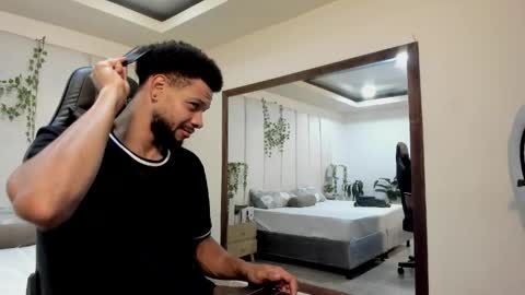 cero khalifa online show from April 17, 10:45 pm