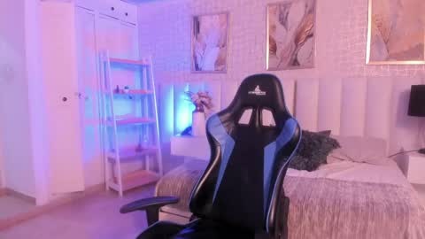 cero khalifa online show from April 22, 12:06 am