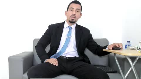Snapshot of cesar_dant chatting on September 11, 5:45 pm Cesar online show from September 11, 5:45 pm
