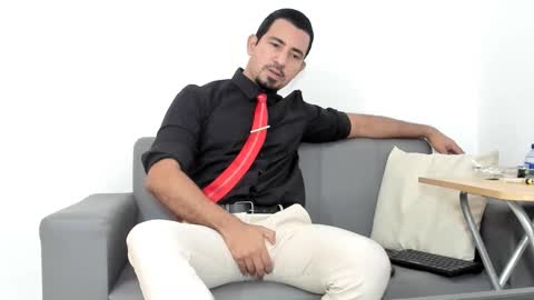 Snapshot of cesar_dant chatting on September 10, 3:10 pm Cesar online show from September 10, 3:10 pm