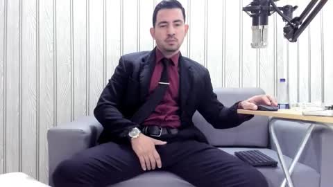 Snapshot of cesar_dant chatting on October 30, 4:08 pm Cesar online show from October 30, 4:08 pm