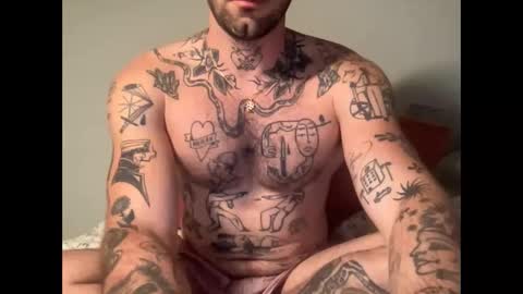 cestmoi951068 online show from November 10, 7:41 pm