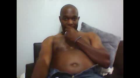 Snapshot of cflayv chatting on December 4, 8:07 pm cflayv online show from December 4, 8:07 pm