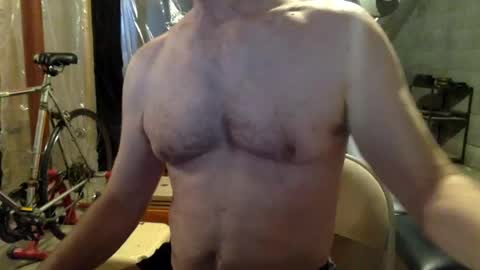 Snapshot of cfnmworkout1 chatting on February 15, 6:55 pm cfnmworkout1 online show from February 15, 6:55 pm