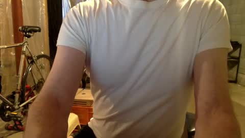 Snapshot of cfnmworkout1 chatting on February 12, 7:24 pm cfnmworkout1 online show from February 12, 7:24 pm