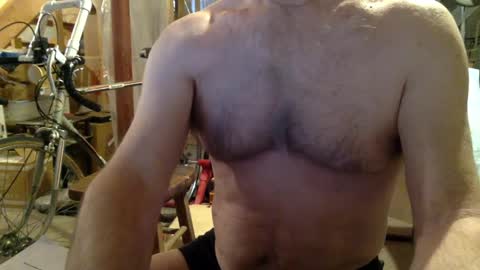 Snapshot of cfnmworkout1 chatting on December 24, 7:33 pm cfnmworkout1 online show from December 24, 7:33 pm
