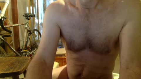 Snapshot of cfnmworkout1 chatting on December 15, 3:20 pm cfnmworkout1 online show from December 15, 3:20 pm