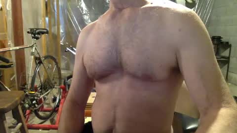 Snapshot of cfnmworkout1 chatting on January 4, 8:05 pm cfnmworkout1 online show from January 4, 8:05 pm