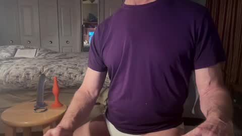 Snapshot of cfnmworkout1 chatting on December 16, 2:25 am cfnmworkout1 online show from December 16, 2:25 am