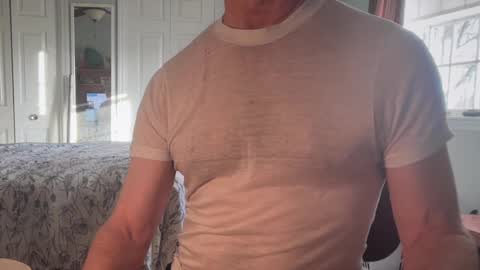 Snapshot of cfnmworkout1 chatting on December 18, 1:34 pm cfnmworkout1 online show from December 18, 1:34 pm