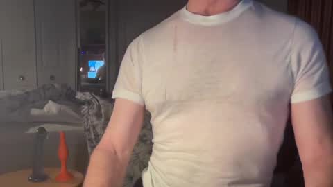 Snapshot of cfnmworkout1 chatting on December 19, 12:56 am cfnmworkout1 online show from December 19, 12:56 am