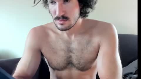 Snapshot of chadpowerz chatting on October 24, 7:15 pm Lydong online show from October 24, 7:15 pm