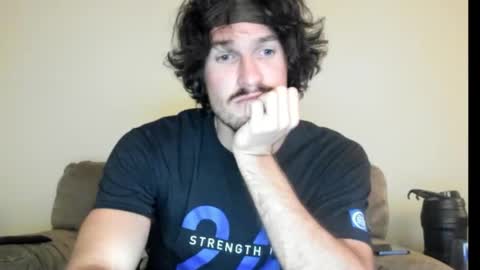 Snapshot of chadpowerz chatting on October 8, 7:02 am Lydong online show from October 8, 7:02 am