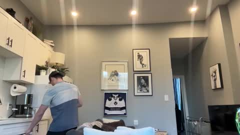 ChadTitan online show from April 20, 11:07 pm