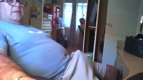 Chalky online show from October 22, 9:35 am