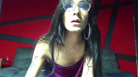 Snapshot of chaminelan chatting on December 25, 9:56 am chaminelan online show from December 25, 9:56 am