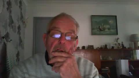 Champers online show from February 8, 10:54 am