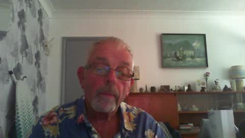 Champers online show from June 22, 11:04 am