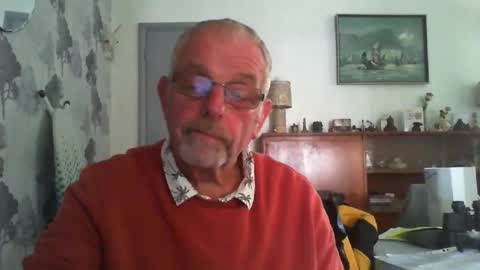 Champers online show from April 30, 8:43 am