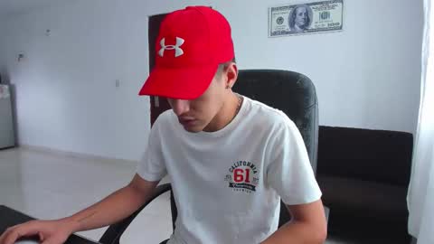 Snapshot of chandler_kenji chatting on October 11, 5:28 pm Kenji online show from October 11, 5:28 pm