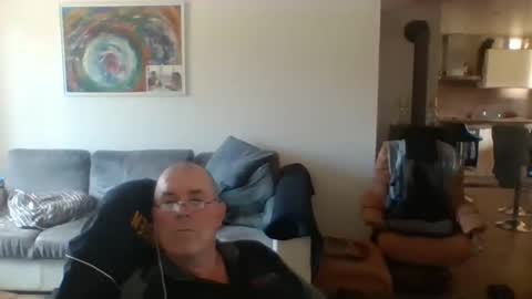 Snapshot of charles6064 chatting on September 11, 12:59 pm charles6064 online show from September 11, 12:59 pm