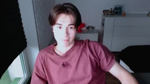 Snapshot of charleshanson69 chatting on October 14, 11:39 am charleshanson69 online show from October 14, 11:39 am