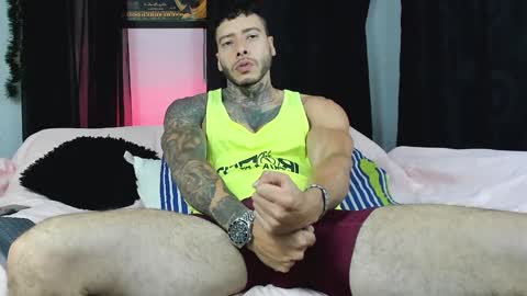 Snapshot of charless_dickenss chatting on January 25, 4:23 am charless_dickenss online show from January 25, 4:23 am