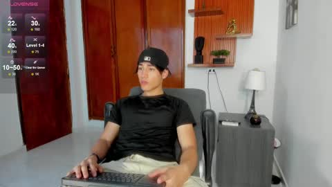 Snapshot of charley_morgan chatting on February 11, 7:27 pm charley_morgan online show from February 11, 7:27 pm
