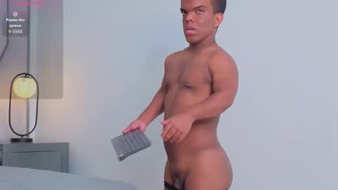 charlie_walkerr online show from March 24, 7:51 pm