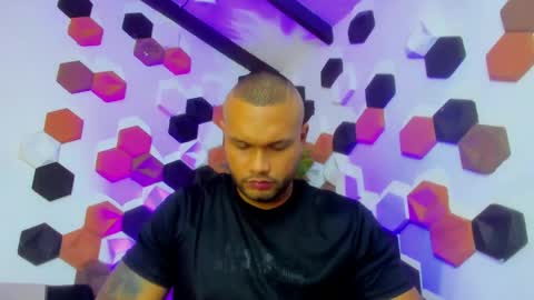 CharlieGrifinX online show from May 25, 9:10 pm